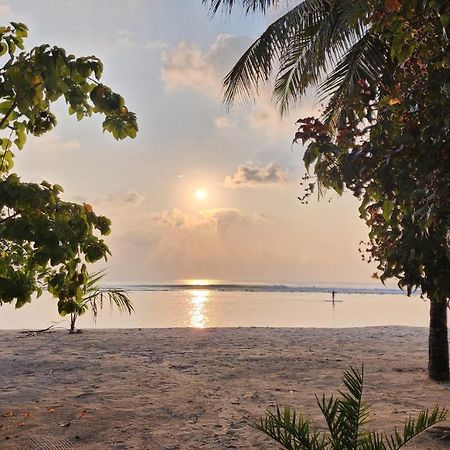 Hathaa Beach Maldives Hulhumalé Buitenkant foto